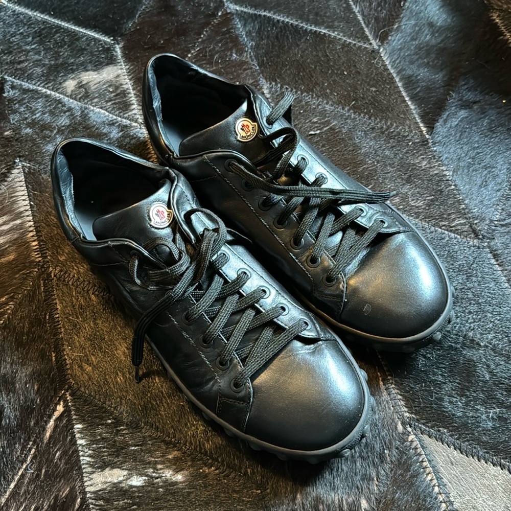 MONCLER SNEAKS jet black leather